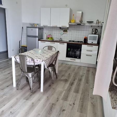 Casa Sul Mare Scogliolungo II Lägenhet Porto Torres Exteriör bild